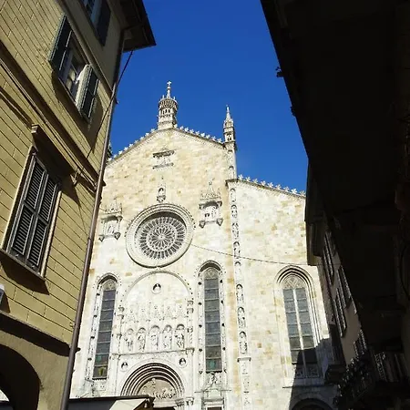 Casa Di Diego * Côme